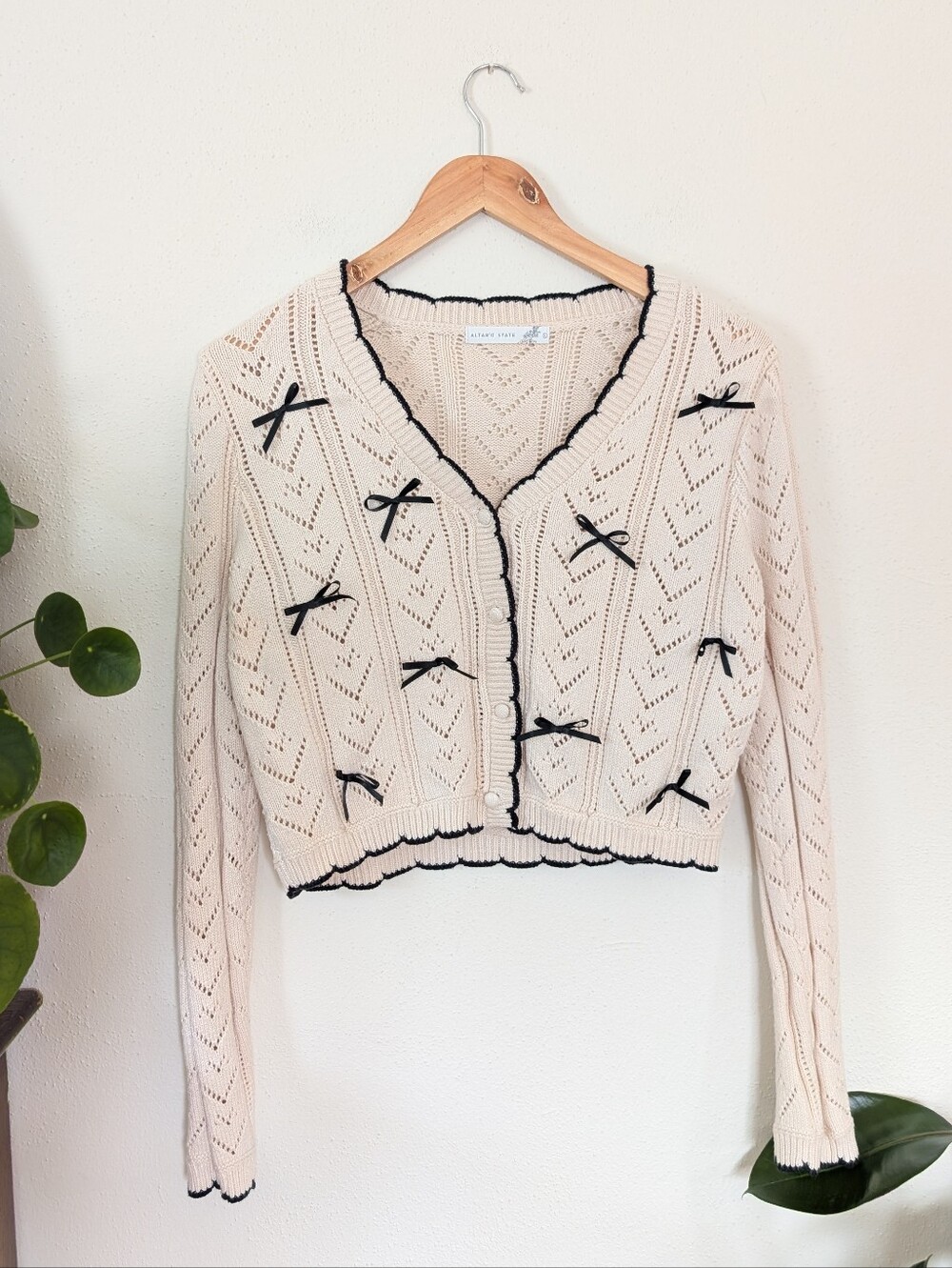 Altar'd State | L | Dainty Bow Knit Cardigan